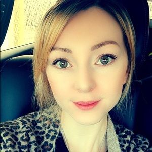 Meet your Posher, Renee